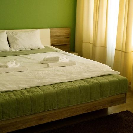 Lara 65 - Cozy & Modern Apartment @ Conest Iasi Extérieur photo