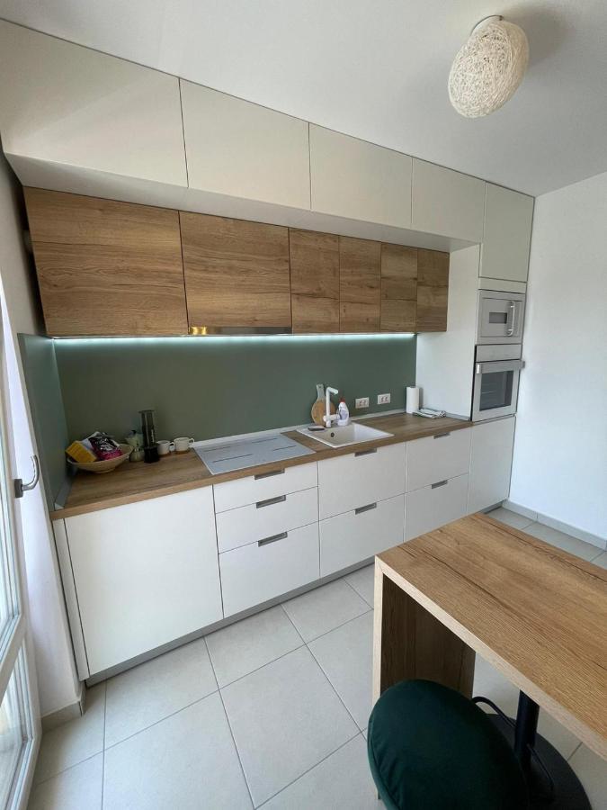 Lara 65 - Cozy & Modern Apartment @ Conest Iasi Extérieur photo
