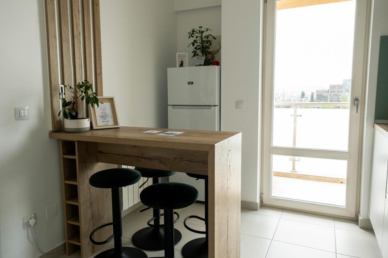 Lara 65 - Cozy & Modern Apartment @ Conest Iasi Extérieur photo